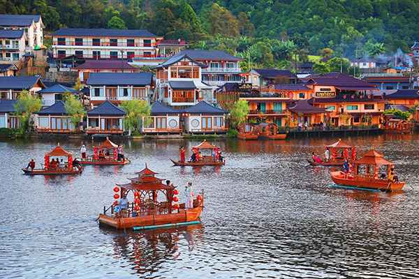 Authentic Discovery from Chiang Mai to Mae Hong Son